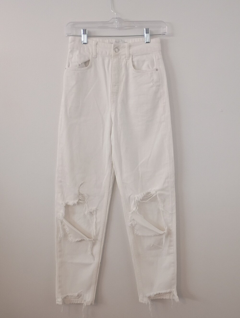 Zara White Distressed Ripped Mom Jeans